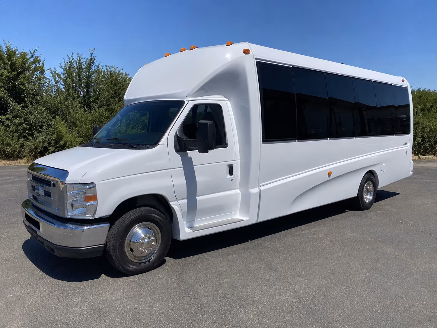 wedding party buses minibuses and charter buses all in one place